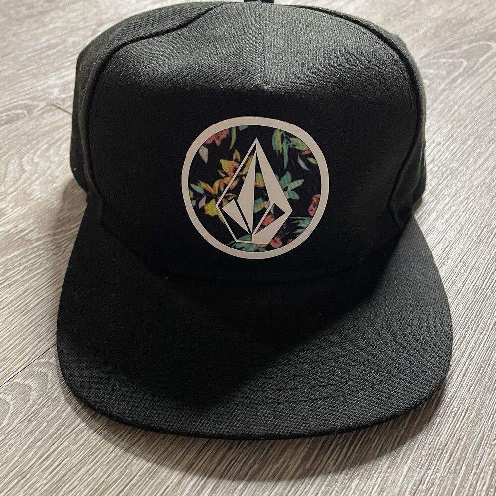 Volcom X New Era SnapBack Hat Black With Floral Emblem OSFM Decker